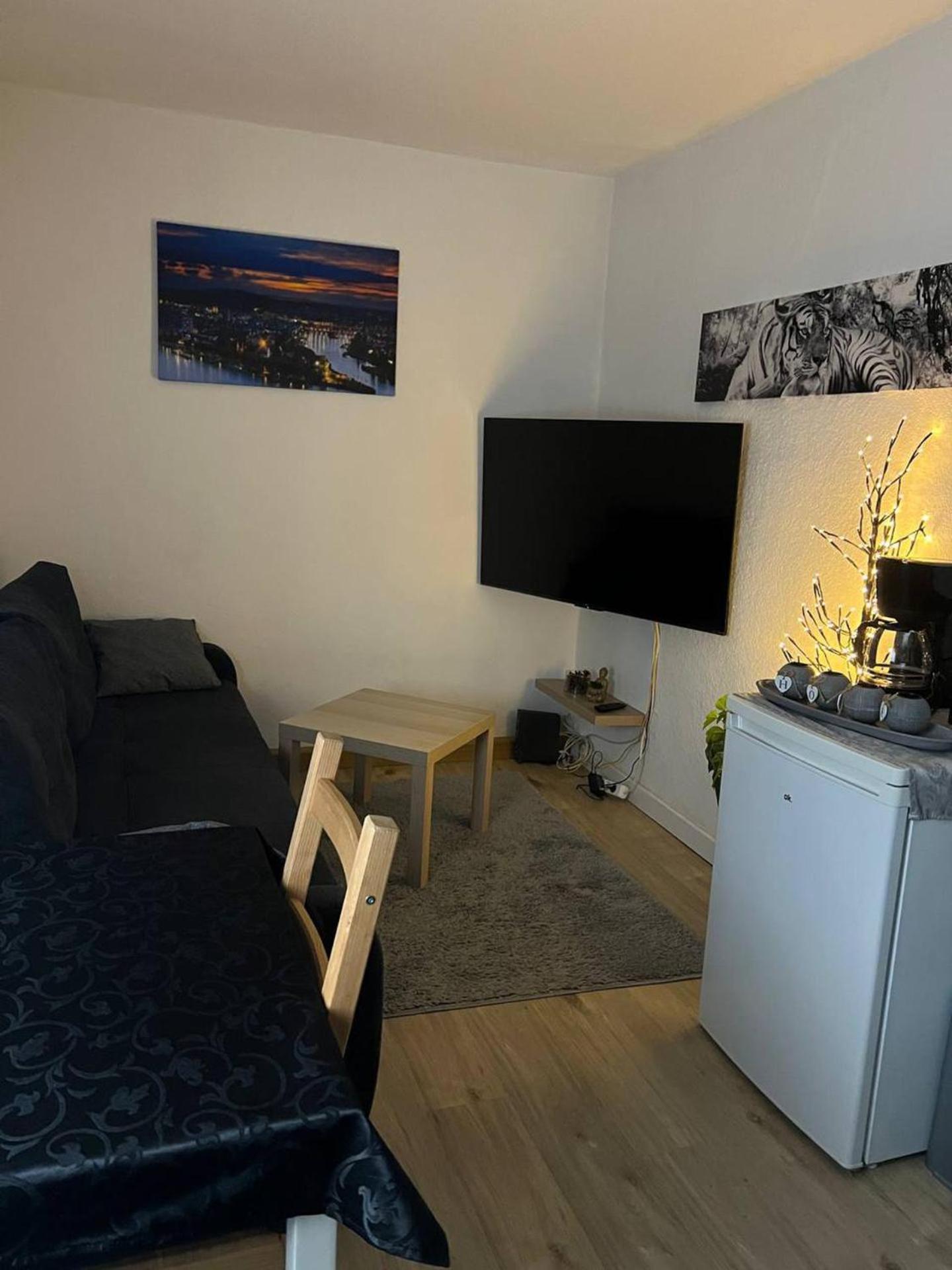 Lovely 1-Bed Apartment In Koblenz 科布倫茨 外观 照片
